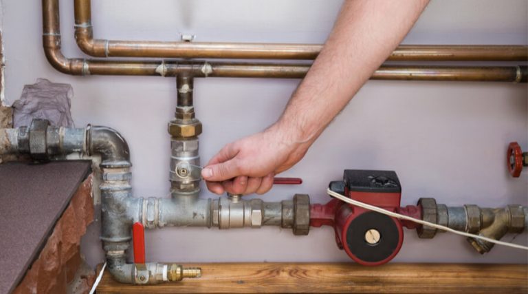 turning off water pipes